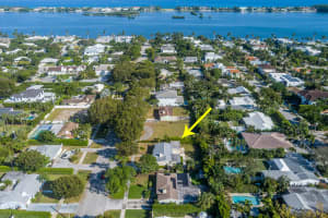240 Forest Hill Boulevard, West Palm Beach, FL 33405 Sold 01/30/25