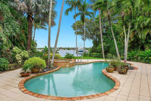 817 S Atlantic Drive, Lantana, FL 33462 Sold 05/01/25
