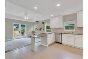 1630 SW 19th Avenue SW, Vero Beach, FL 32962 Sold 05/02/25