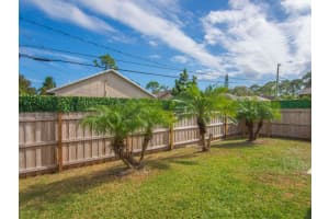 1630 SW 19th Avenue SW, Vero Beach, FL 32962 Sold 05/02/25