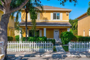 541 W Branch Street, Lantana, FL 33462 Sold 09/09/25