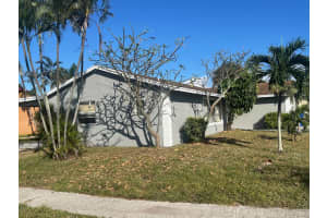 2000 W 23rd Street, Riviera Beach, FL 33404 Sold 01/02/25