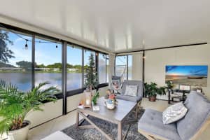 31 Mayfair Lane, Boynton Beach, FL 33426 Sold 03/20/25