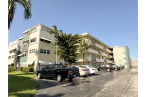 1333 E Hallandale Beach Blvd Boulevard 312, Hallandale Beach, FL 33009 Sold 03/17/25