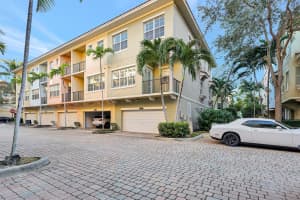 2751 Ravella Way, Palm Beach Gardens, FL 33410 Sold 07/18/25