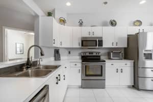 10608 Royal Caribbean Circle, Boynton Beach, FL 33437 Sold 01/17/25