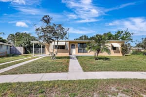 181 SE Solaz Avenue, Port Saint Lucie, FL 34983 Sold 02/07/25