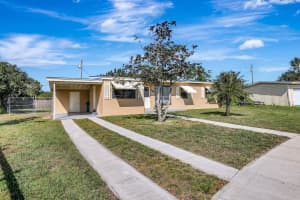181 SE Solaz Avenue, Port Saint Lucie, FL 34983 Sold 02/07/25