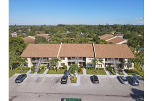 7819 Willow Spring Drive 423, Lake Worth, FL 33467 Sold 05/02/25