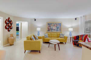 3590 Via Poinciana 112, Lake Worth, FL 33467 Sold 06/05/25