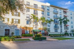 720 S Sapodilla Avenue 413, West Palm Beach, FL 33401 Sold 04/30/25