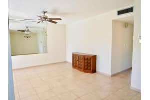 5300 Washington Street I205, Hollywood, FL 33021 Sold 05/05/25