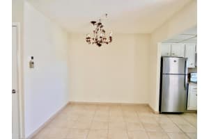 5300 Washington Street I205, Hollywood, FL 33021 Sold 05/05/25