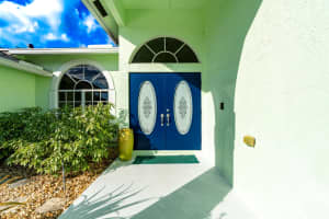 425 SW Dahled Avenue, Port Saint Lucie, FL 34953 Sold 02/26/25