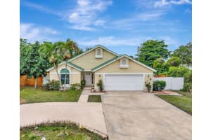 634 Lindell Boulevard, Delray Beach, FL 33444 Sold 02/14/25