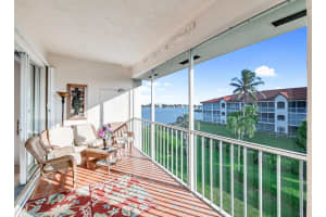 109 Half Moon Circle D3, Hypoluxo, FL 33462 Sold 03/31/25