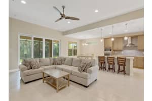8310 Summer Lake Drive, Vero Beach, FL 32967 Sold 02/20/25