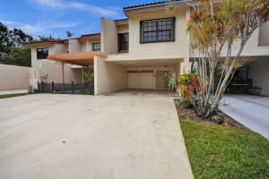 155 NW 45th Avenue, Deerfield Beach, FL 33442 Sold 05/07/25