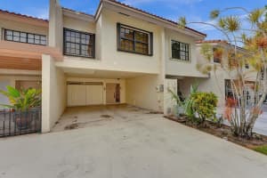 155 NW 45th Avenue, Deerfield Beach, FL 33442 Sold 05/07/25