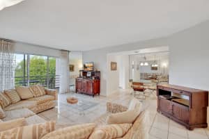 3959 Via Poinciana Drive 406, Lake Worth, FL 33467 Sold 05/19/25