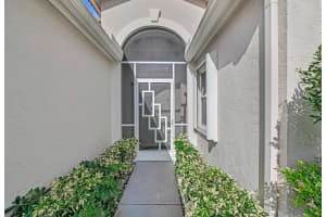 9639 Harbour Lake Circle, Boynton Beach, FL 33437 Sold 02/28/25