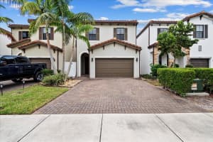 6013 Pine Tree Way, Palm Beach Gardens, FL 33410 Sold 03/03/25