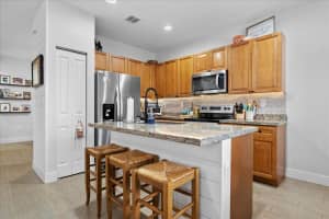 6013 Pine Tree Way, Palm Beach Gardens, FL 33410 Sold 03/03/25