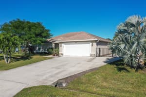 125 SW Oakland Avenue, Port Saint Lucie, FL 34953 Sold 04/14/25