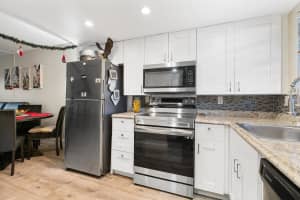 1638 Embassy Drive 103, West Palm Beach, FL 33401 - MLS#R11041345