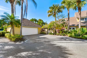 2627 Muirfield Court, Wellington, FL 33414 Sold 05/16/25