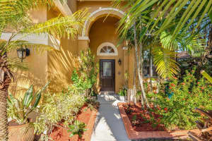 1728 SW 108th Way, Davie, FL 33324 Sold 03/07/25