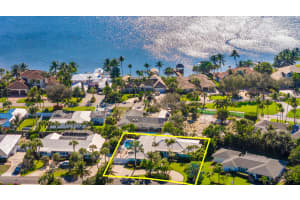 111 Golfview Drive, Tequesta, FL 33469 Sold 02/28/25