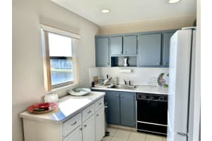 121 Brittany C 121, Delray Beach, FL 33446 Sold 05/30/25