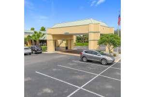6802 Commonwealth Ave Avenue, Jacksonville, FL 32254 - MLS#R11041413