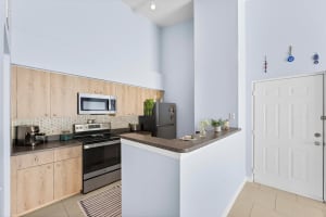 4081 San Marino 202 Boulevard 202, West Palm Beach, FL 33409 Sold 01/27/25