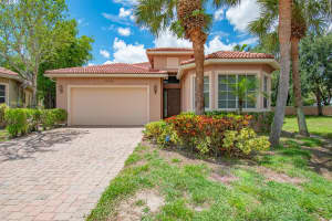 10749 Lake Wynds Court, Boynton Beach, FL 33437 Sold 02/24/25