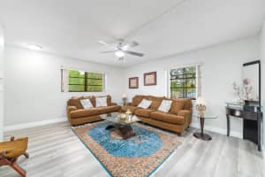 7579 NW 79th Avenue 201, Tamarac, FL 33321 - MLS#R11041543