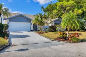 924 Greensward Lane, Delray Beach, FL 33445 Sold 02/18/25