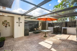 4304 S Landar Drive, Lake Worth, FL 33463 Sold 01/27/25