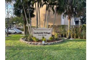 725 Lori Drive 407, Palm Springs, FL 33461 Sold 05/16/25