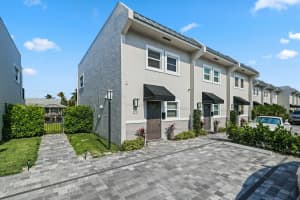 3121 Spanish Trail 11, Delray Beach, FL 33483 Sold 03/28/25