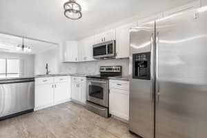 210 W Laurel Drive 1301, Margate, FL 33063 Sold 03/24/25