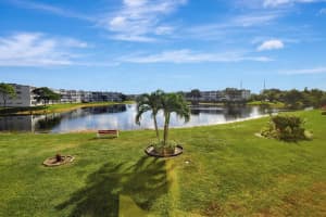 2090 Oakridge U 2090, Deerfield Beach, FL 33442 Sold 02/04/25
