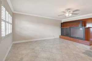 2090 Oakridge U 2090, Deerfield Beach, FL 33442 Sold 02/04/25