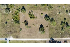 MLS# R11041860, Okeechobee, Florida 34972