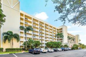7290 Kinghurst Drive 701, Delray Beach, FL 33446 Sold 01/17/25