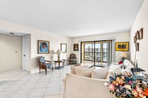 7290 Kinghurst Drive 701, Delray Beach, FL 33446 Sold 01/17/25