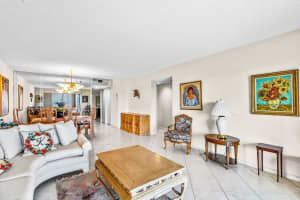 7290 Kinghurst Drive 701, Delray Beach, FL 33446 Sold 01/17/25