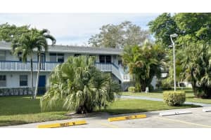 38 Farnham B, Deerfield Beach, FL 33442 Sold 07/31/25