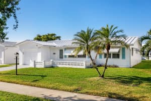 1009 SW 18th Street, Boynton Beach, FL 33426 Sold 02/19/25